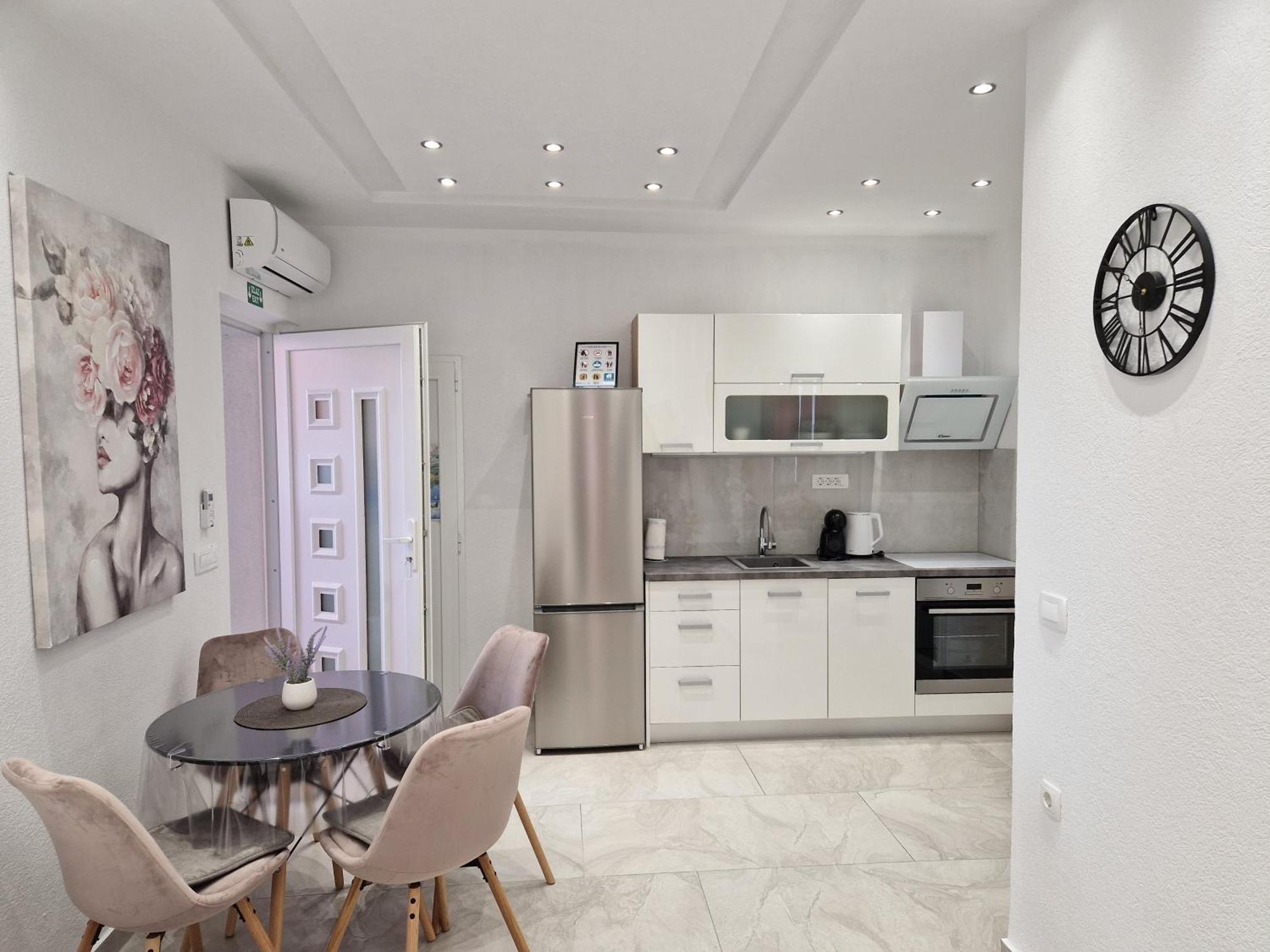 Apartmani Lavanda Centar Makarska Esterno foto